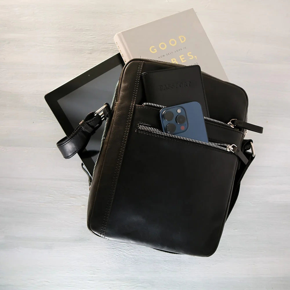 Leather iPad Tablet Bag 1652BLK 09
