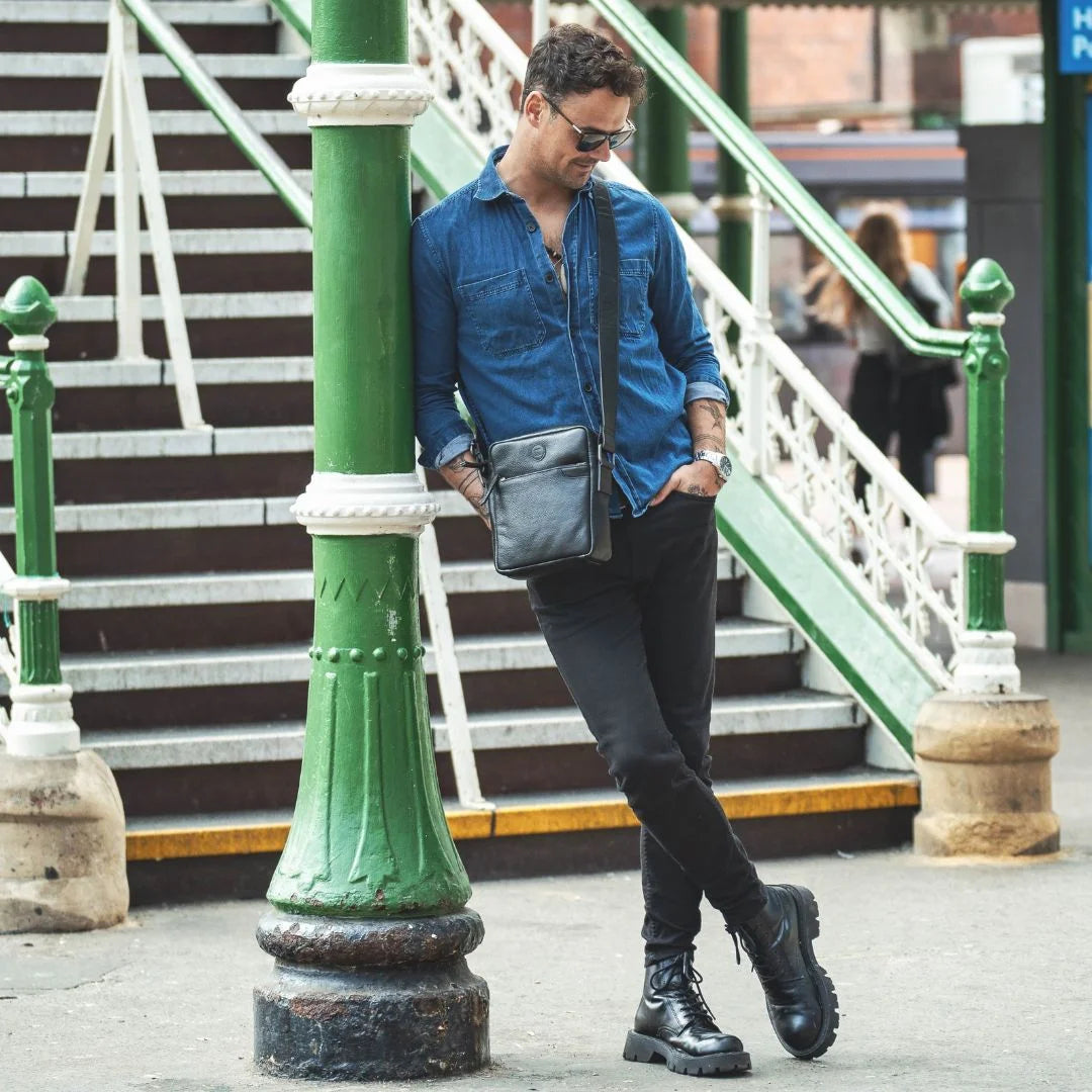 Orion Black Flight bag – 2002