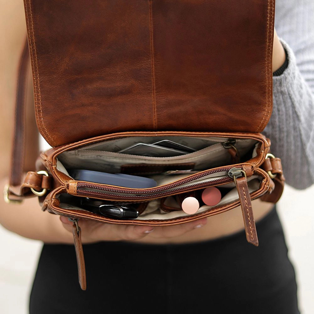 Orion Women’s Flap Over Bag – 2007 (3)