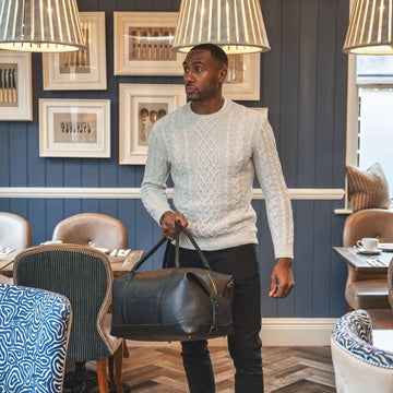 1560 Rica Black Holdall