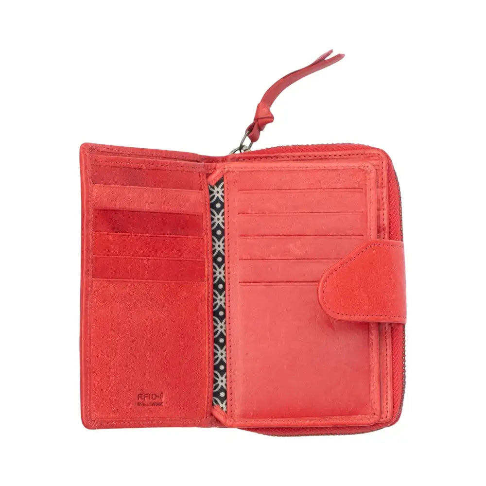 Inside view of Washed Cancun Bifold Purse Renata 1266 in red showing 18 card slots, RFID protection, and note section.