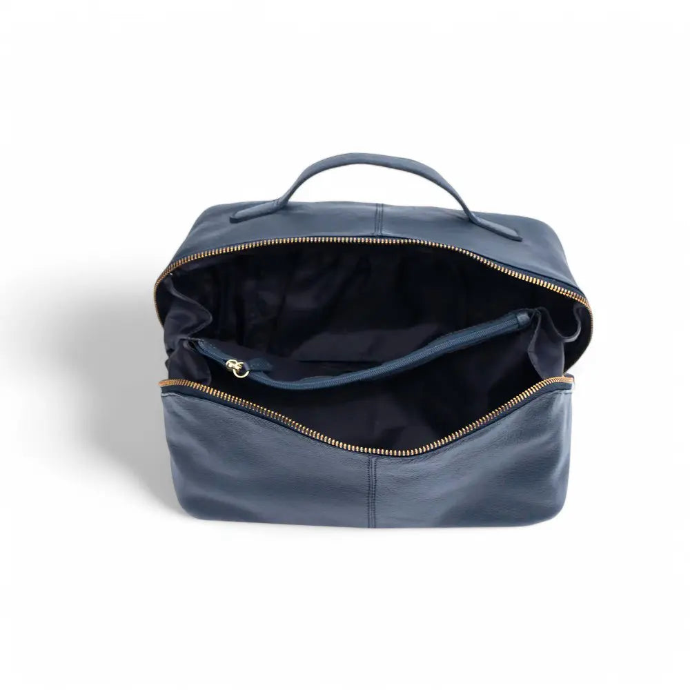 Mid Blue Leather Washbag Seville 114 03