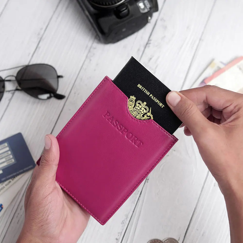 Passport Cover RFID Safe Berry-4