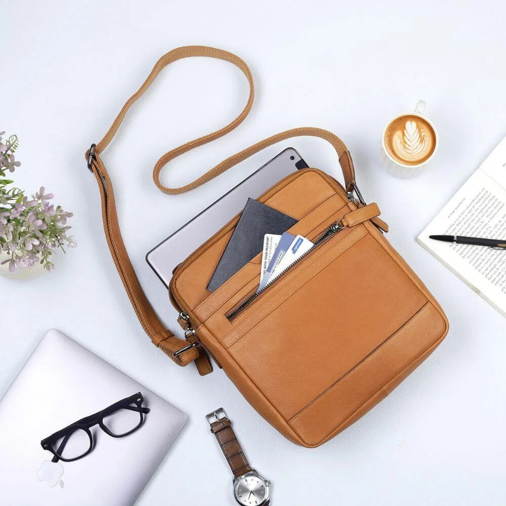 Cognac Leather Crossbody Bag with Top Handle Hudson 5500 (9)