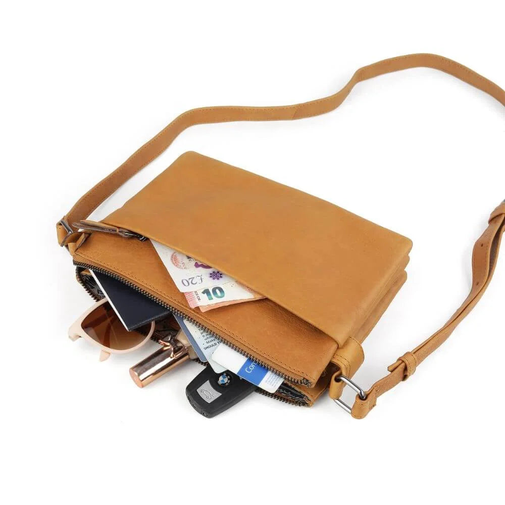 Cognac Leather Crossbody Zip Top Bag Hudson 5630 (6)