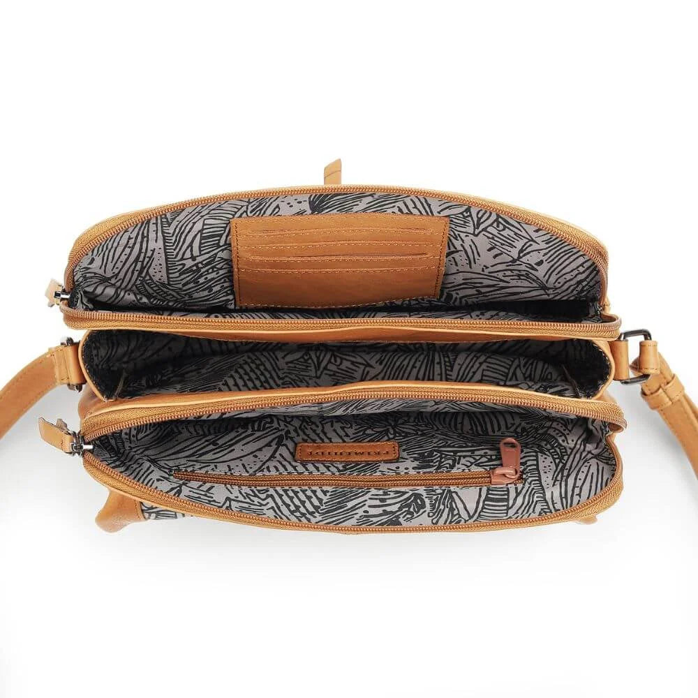 Cognac Leather Crossbody Bag with buckle Hudson 5650 (8)