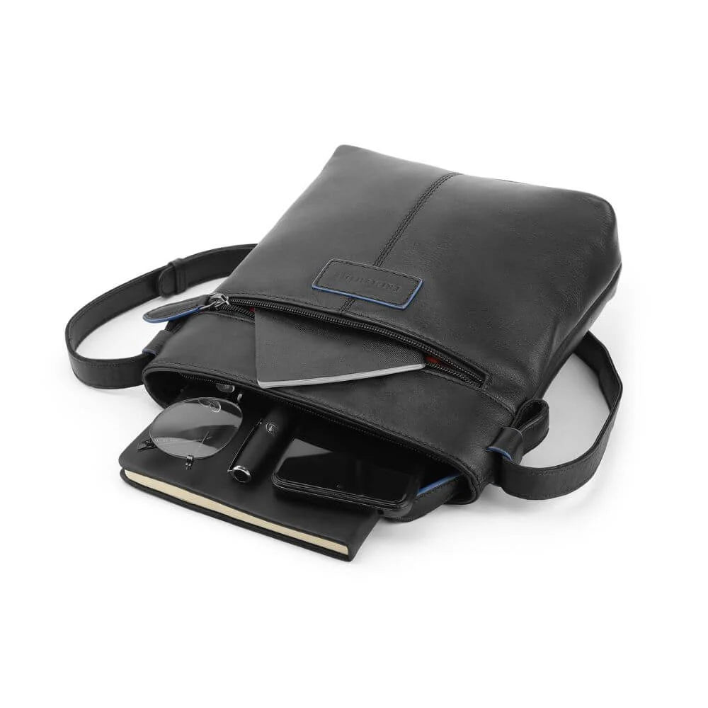 Black Waxy Leather Crossbody Handbag Chester 3312 (5)