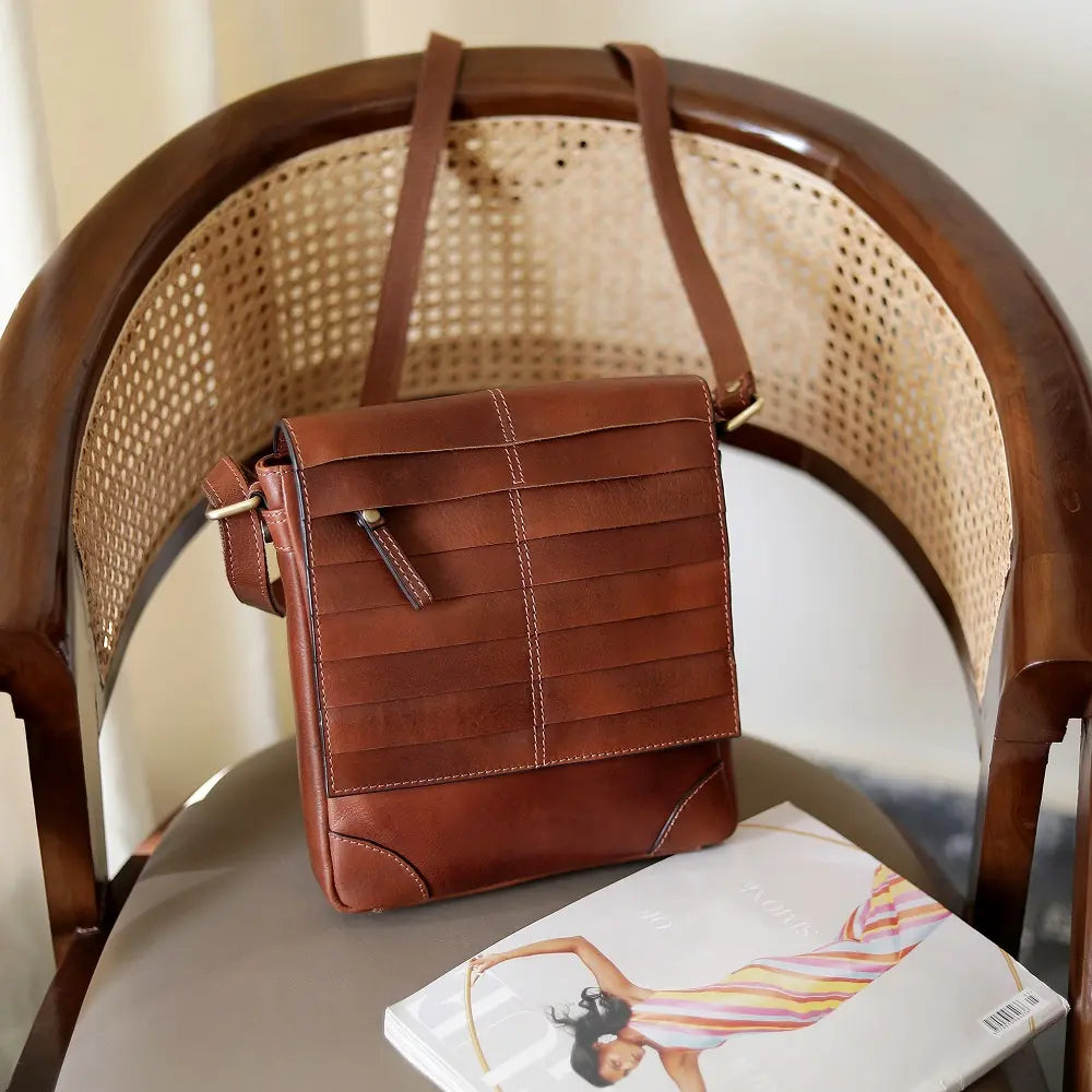 Leather Crossbody Handbag Ridgeback-4