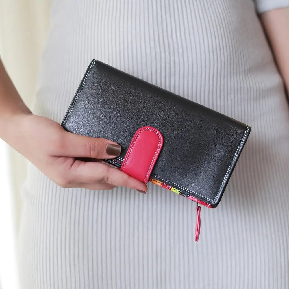 Long Leather Bifold Purse Victoria London Black-9