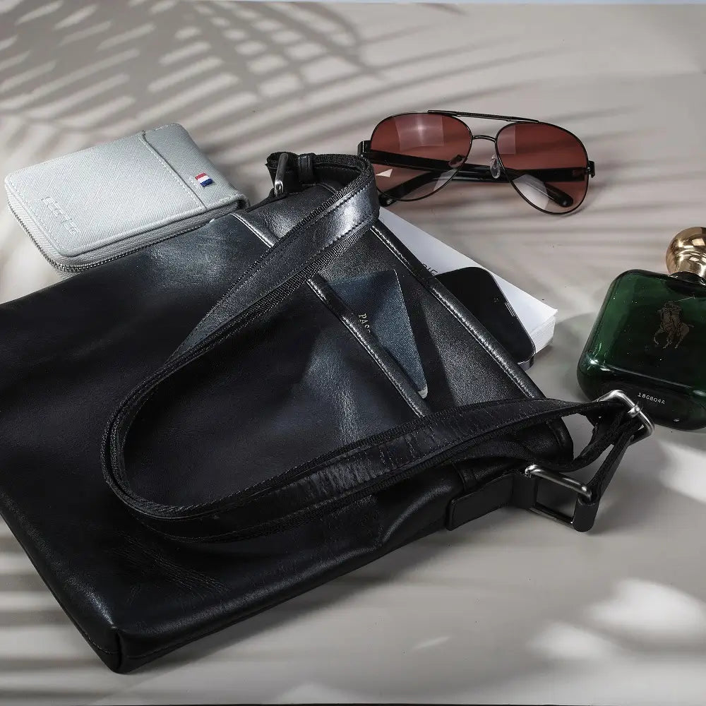 Wholesale black large leather cross body bag for women crafted from
premium real leather with secure zip closure.