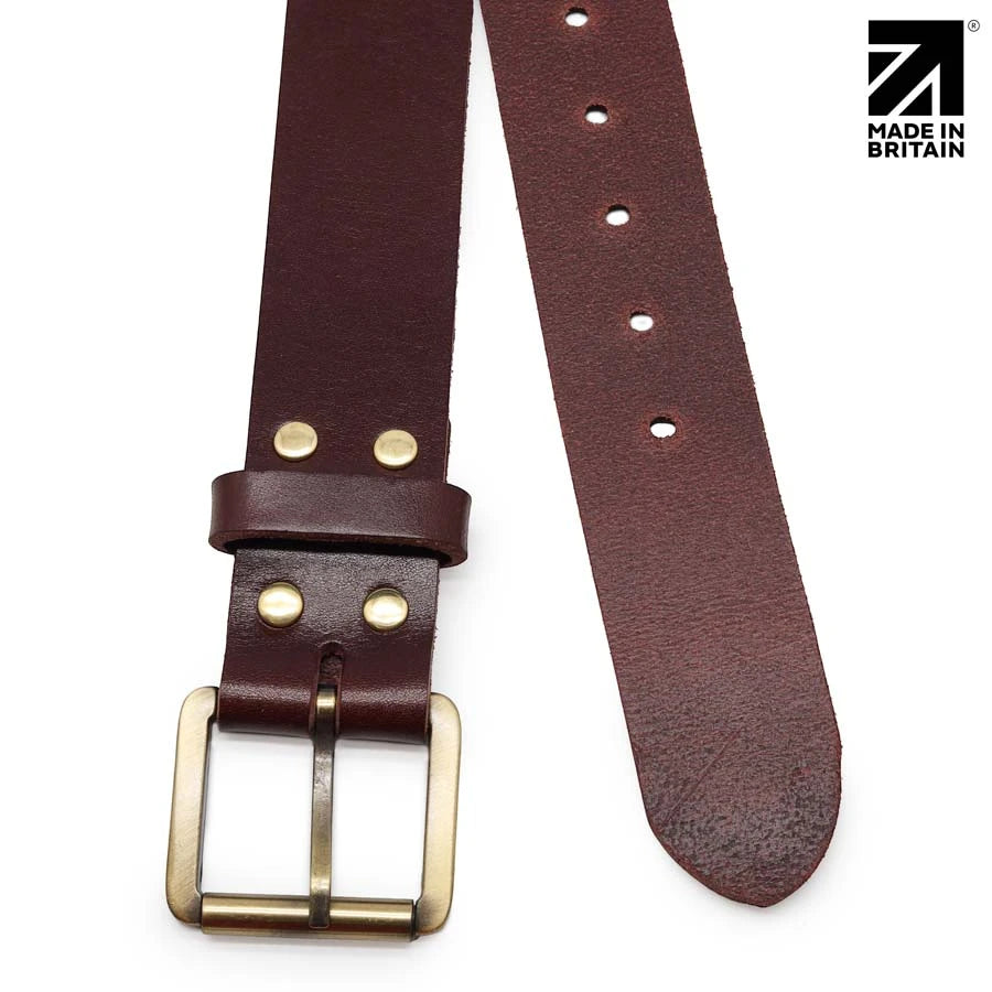 Brown premium leather belt with 40 mm width, gloss finish and durable
brass buckle