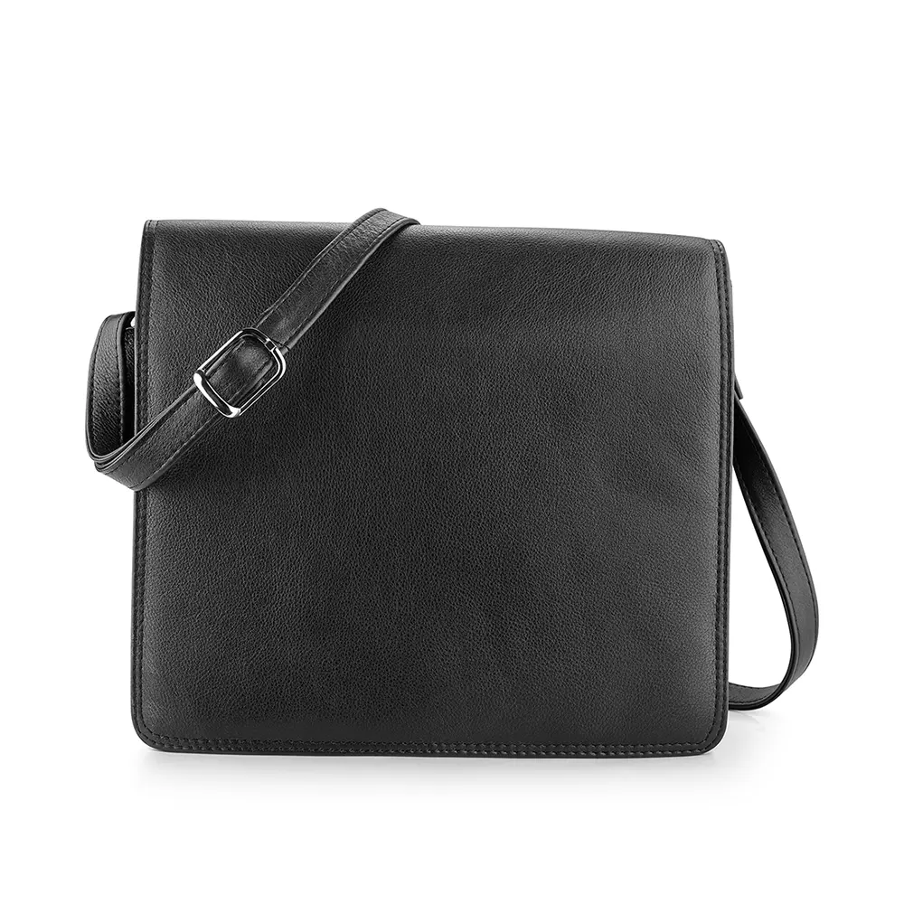 Victoria 887 large organiser bag in soft Black leather. Full-flap magnetic closure with adjustable shoulder strap.