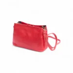 Back view of Washed Cancun Shoulder Bag María 1204 in red with smooth genuine leather finish