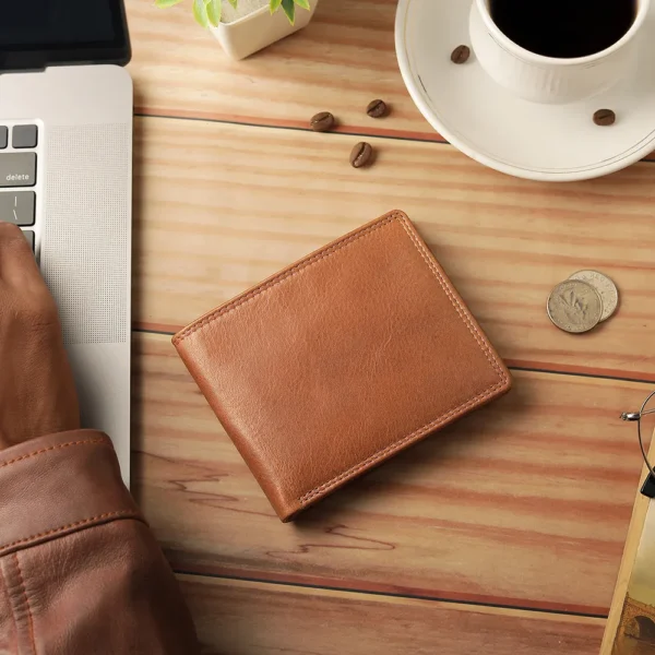 Men’s bifold leather wallet in brown wholesale