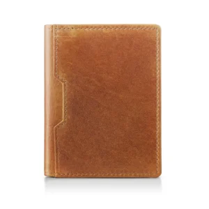 Tan credit cardholder for men - Alperto 4275. Compact leather cardholder with a distressed finish and RFID protection.