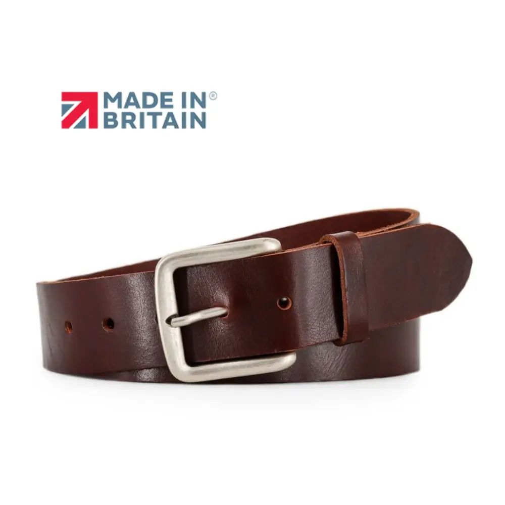 Premium Handmade Leather Belt 40mm Chocolate Front View Chocolate brown 40mm handmade full-grain leather belt with metal buckle – front view